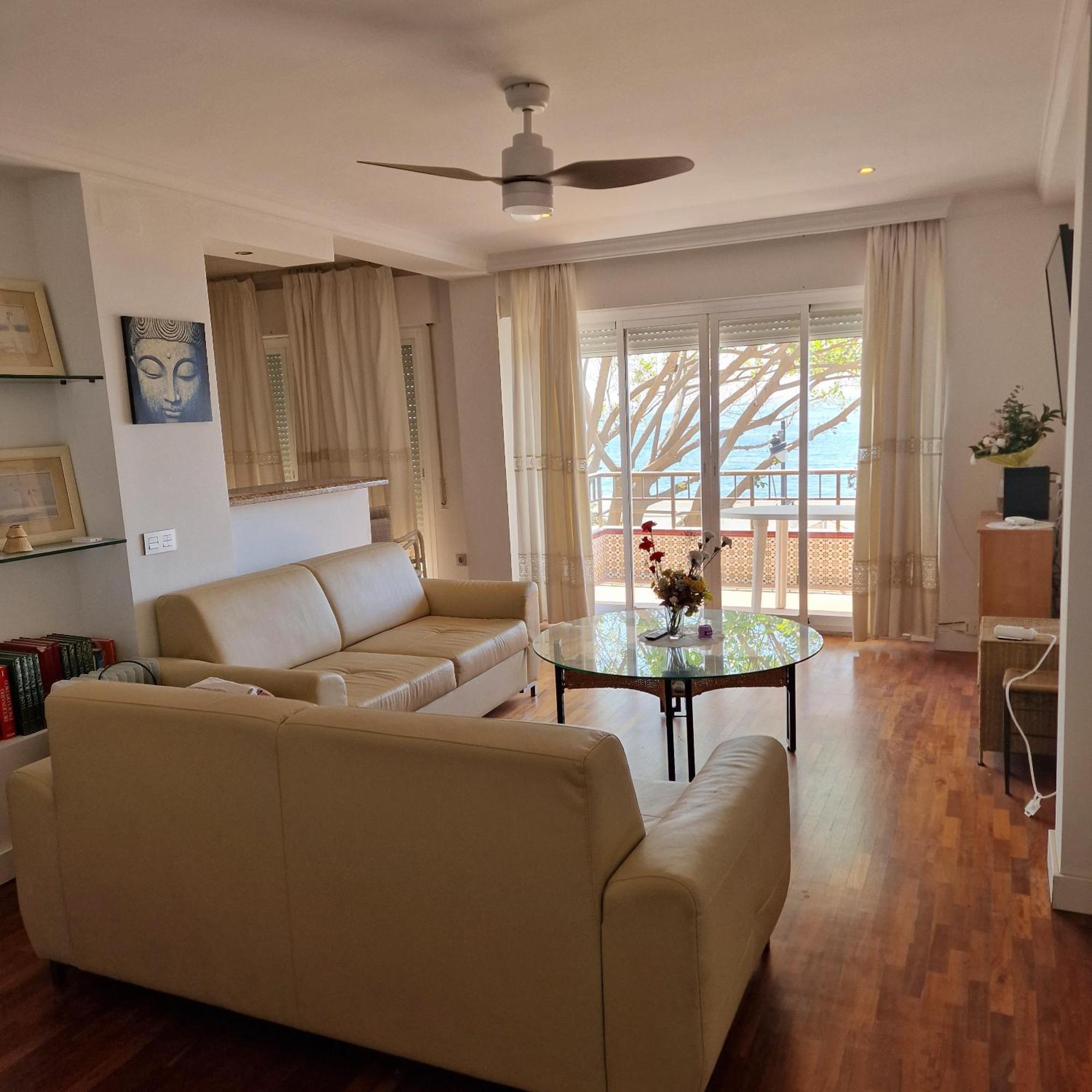 Estepona Playa Exterior photo